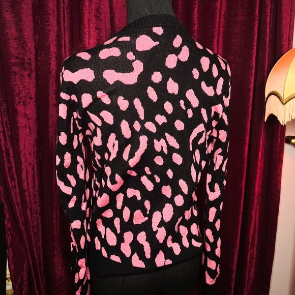 Pink and black leopard print Alice and Olivia sweater Small - Picture 2 of 3